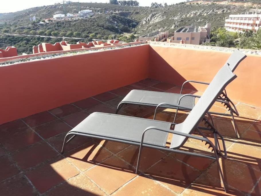 Luxurious Townhouse With Sea Views Manilva Exterior foto